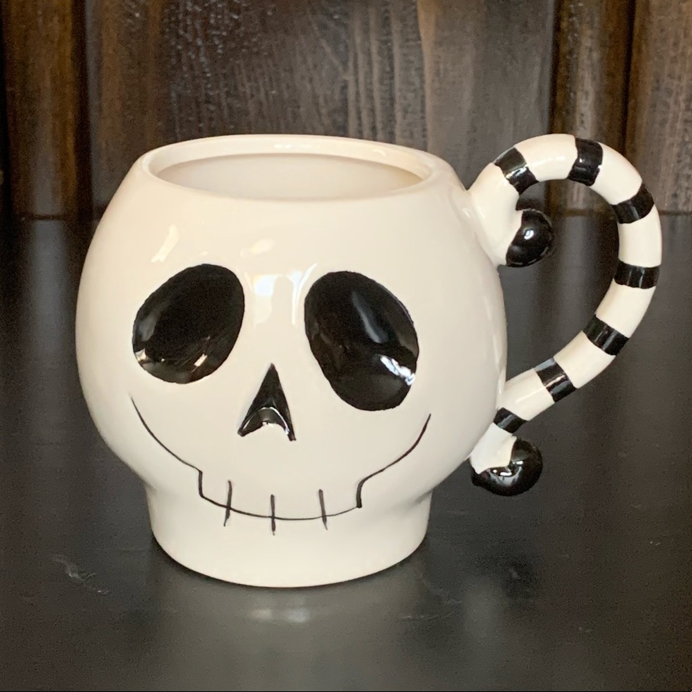 Halloween Skull Ceramic Mug - Picture 1 of 10
